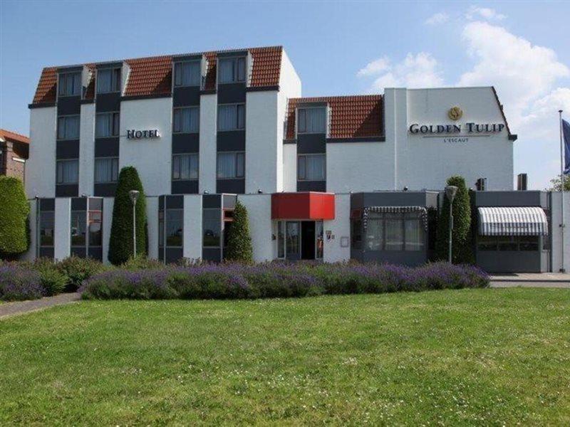 Hotel De Blaauwe Leeuw Тернезен Екстериор снимка