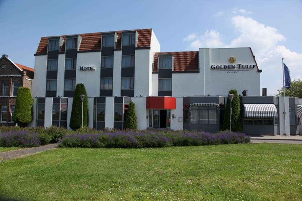 Hotel De Blaauwe Leeuw Тернезен Екстериор снимка