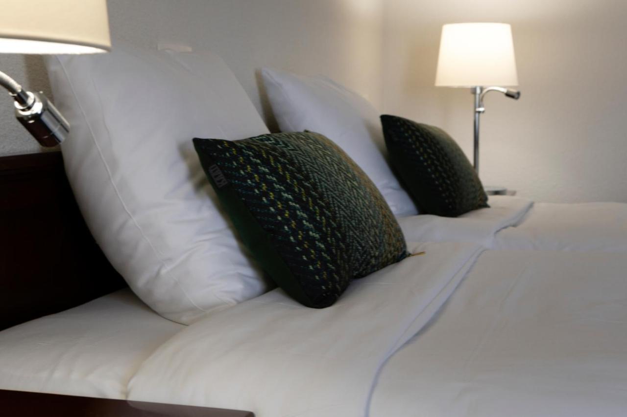 Hotel De Blaauwe Leeuw Тернезен Екстериор снимка